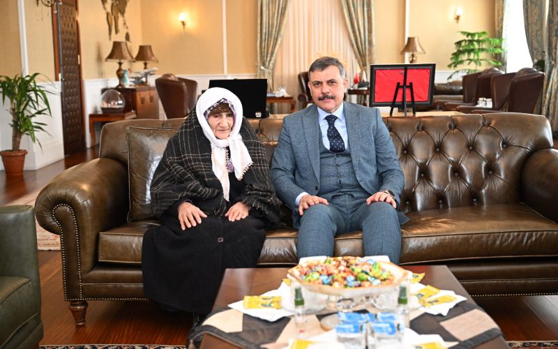 Vali Mustafa Çiftçi, Hüsna Turhan’ı Makamında Kabul Etti