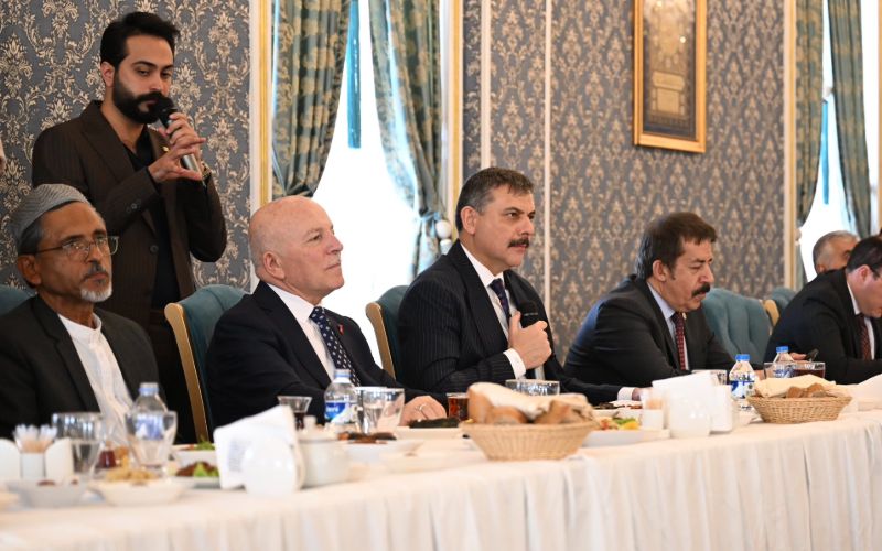 Vali Mustafa Çiftçi, Arap Ülkelerinin Büyükelçileriyle Bir Araya Geldi