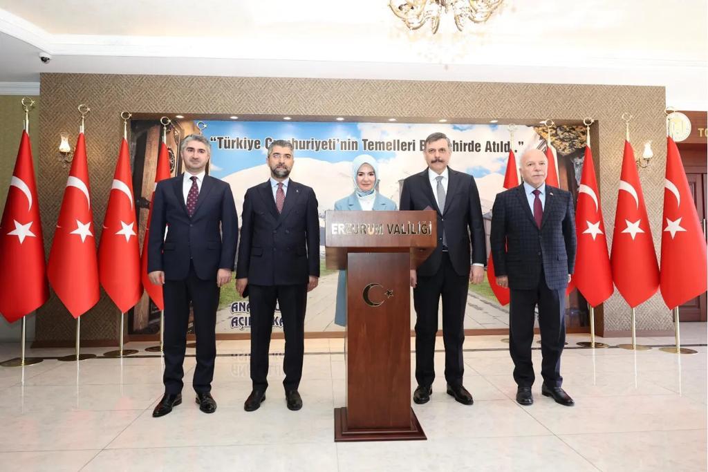 Aile ve Sosyal Hizmetler Bakanı Erzurum'da Ziyaretlerde Bulundu